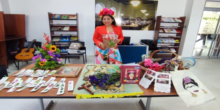 Poemario en honor a Frida Kahlo se luce en la Biblioteca Pública del estado Zulia