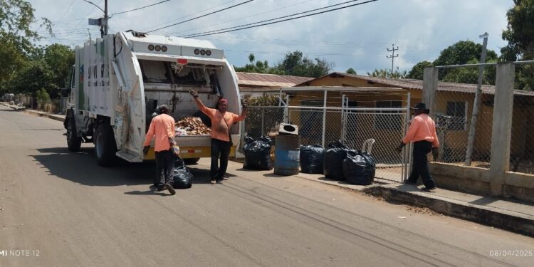 Alcaldía del municipio Santa Rita continúa con el plan de recolección de desechos domiciliarios