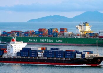 Sepa cómo los exportadores chinos burlan los aranceles de Trump