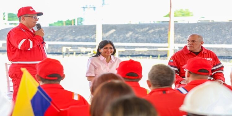 Vicepresidenta Delcy Rodríguez supervisa procesos productivos (+Zulia)