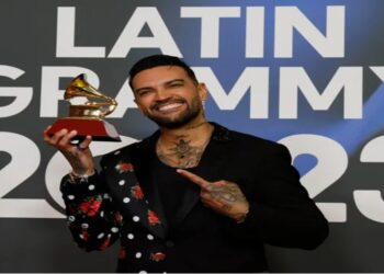 Luis Fernando Borjas presenta su tercer disco ¡Juguete nuevo!