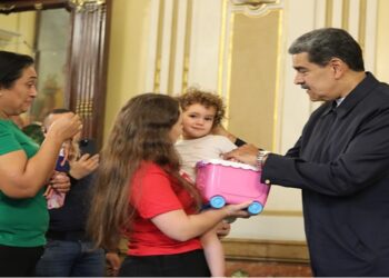 Así fue recibida Maikelys Espinoza en el Palacio de Miraflores