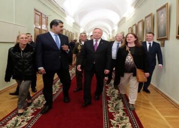 Sostuvieron un encuentro el presidente Nicolás Maduro y el gobernador de San Petersburgo ¡Cooperación estratégica!