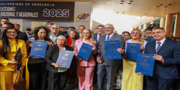 Se otorgó credencial a los nuevos diputados de la AN ¡Proclamación y adjudicación!