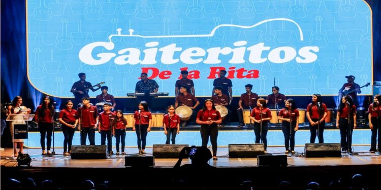 Gobernador Caldera anunció labor conjunta entre Fundación Gaiteros de Corazón y Fundagraez