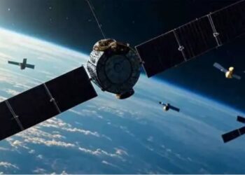 Rusia desplegará más de 100 satélites para controlar drones desde el espacio