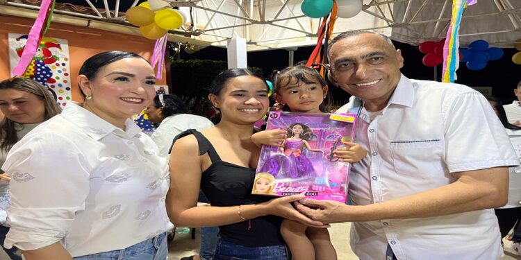Alenis Guerrero y primera dama reinauguraron Parque Modelo Infantil en el marco del Día del Niño