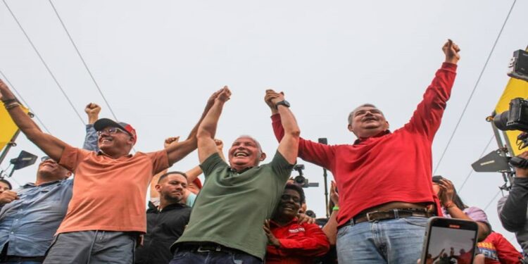 En una fiesta se convirtió el cierre de campaña de Giancarlo Di Martino