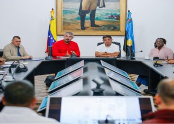 Gobernación y Vicepresidencia Sectorial de Obras Públicas y Servicios coordinan acciones para la atención de los zulianos