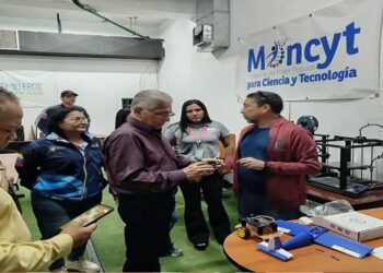 ¡Impulsan acciones conjuntas! Gobierno del Zulia y Mincyt fortalecen la robótica y la ciencia en la región