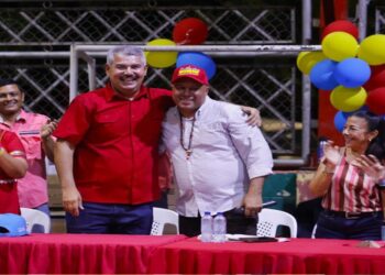 Gobernación del Zulia ejecuta equipamiento de Salas de Autogobierno
