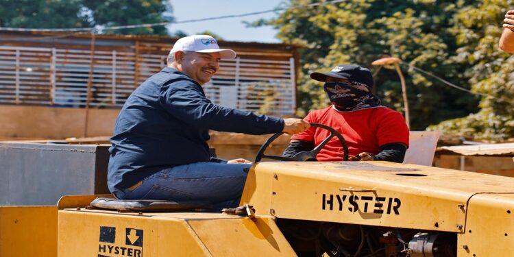 Plan de asfaltado regional se extiende a la Cañada de Urdaneta ¡Continúa en el oeste de Maracaibo!