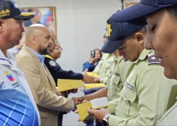 Con la Policía comunal, sistema de vigilancia inteligente, 20 radios patrullas nuevas y tres ambulancias arrancará gobierno de Héctor Soto