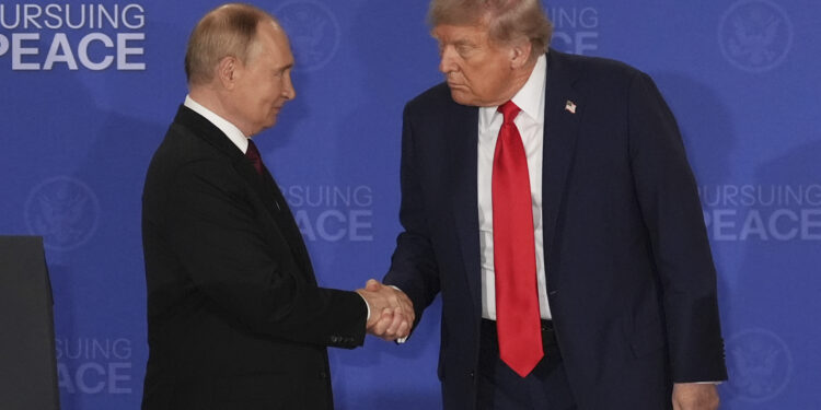 «Next time in Moscow» y «grandes progresos»: puntos claves de la histórica cumbre entre Putin y Trump