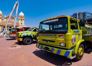 Gobierno Bolivariano entrega 10 ambulancias al Cuerpo de Bomberos de Maracaibo
