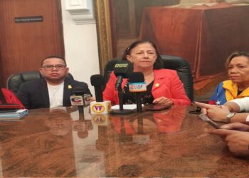 Clezulia se une a la ofensiva diplomática de paz parlamentaria contra de agresiones imperiales