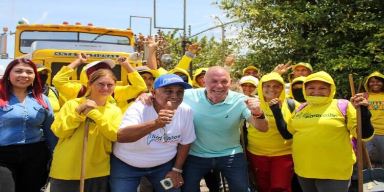 Más de 500 toneladas de basura han recolectado cuadrillas del alcalde electo Gian Carlo Di Martino