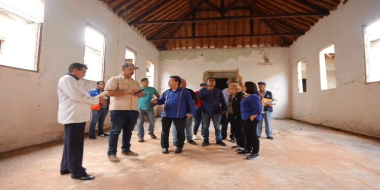 Con cinco frentes de acción llega al Hospital Central Dr. Urquinaona el Plan Cayapa de la Salud