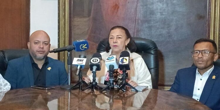 Parlamentarios del CLEZ rechazan acciones intervencionistas de EE.UU. ¡Ratifican respaldo a Nicolás Maduro!