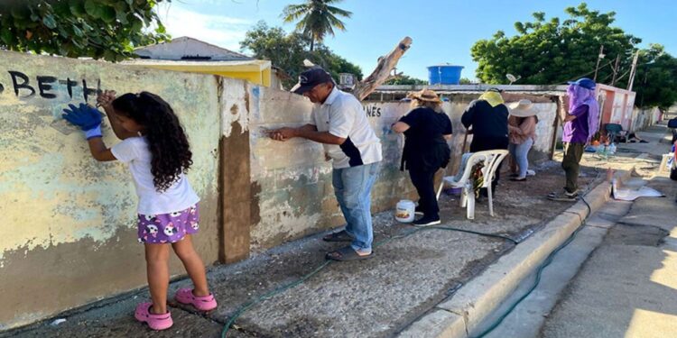¡En Maracaibo! Puntica de Piedra se abre a una Exposición Colectiva Muralista en la Comunidad (+Fotos y video)