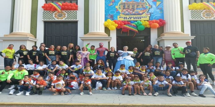 Entusiasmo y alegría se vivió en el inicio del Plan Vacacional CLEZ 2025