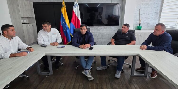 Viceministro de Comercio Nacional articula acciones con la Alcaldía de Maracaibo