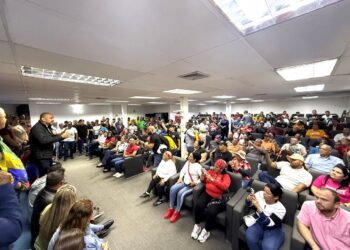 Alcalde Héctor Soto toma posesión y asume el liderazgo del municipio bolivariano de San Francisco