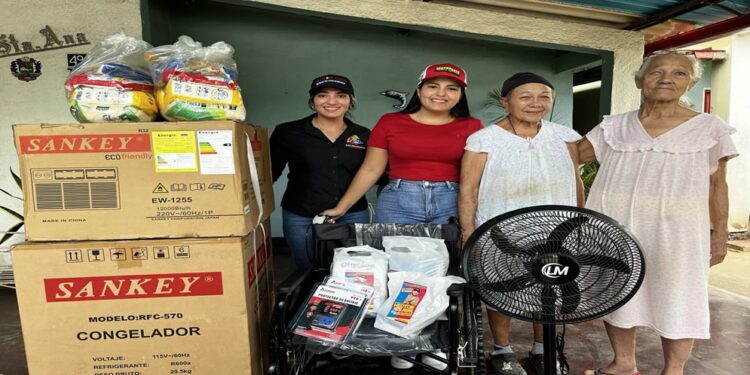 La Fundación Damasur brinda ayuda a abuelas vulnerables en El Callao