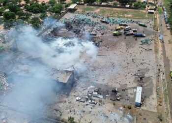 Zulia: Sistema de Gestión de Riesgo desplegado ante siniestro en la fábrica Gallo Verde