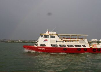 ¡Paseos de cultura e historia! Turismo lacustre desde el Terminal Hugo Chávez Frías se fortalece en el Zulia