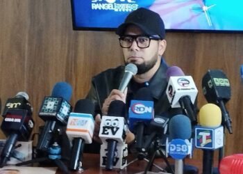 ¡Roberto González Vuelve a Venezuela con su Gira «Y de que volvemos a guarachar en Venezuela… volvemos»!