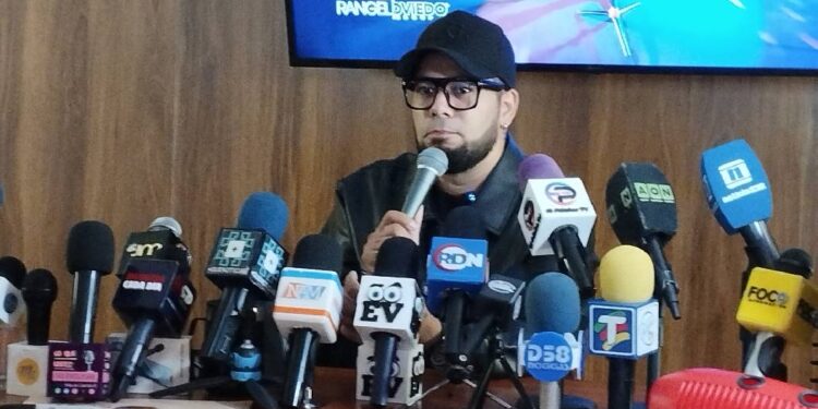 ¡Roberto González Vuelve a Venezuela con su Gira «Y de que volvemos a guarachar en Venezuela… volvemos»!