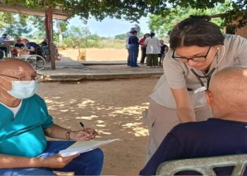 Gobierno Bolivariano del Zulia garantiza atención médica integral a adultos mayores en San Isidro