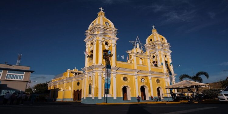 Cabimas celebra el día de Nuestra Señora del Rosario ¡Reinauguración de la simbólica calle Independencia!