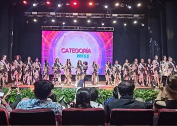 Candidatas de la 59º Feria de La Chinita desfilaron ante la prensa