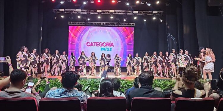 Candidatas de la 59º Feria de La Chinita desfilaron ante la prensa