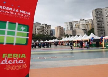 Ferias navideñas reúnen a más de 850 emprendedores en todo el país
