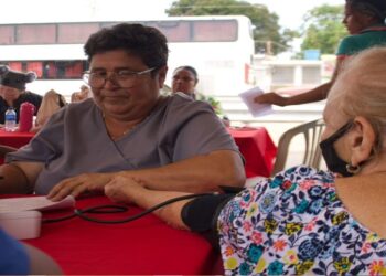 Jornada integral atendió 414 casos de salud en la parroquia Juana de Ávila