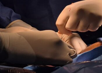 ¡Plan Corazón Zuliano! Hospital Universitario de Maracaibo realiza con éxito implantación de marcapasos a adultos mayores
