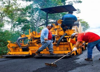Gobernación del Zulia recupera la vialidad La Tigra-La Comparsita de Mara