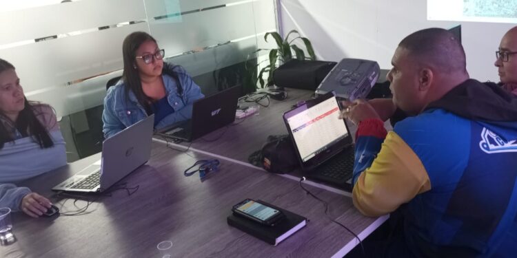 Alcaldía de Maracaibo adelanta plan de datos cartográficos y circuitos comunales