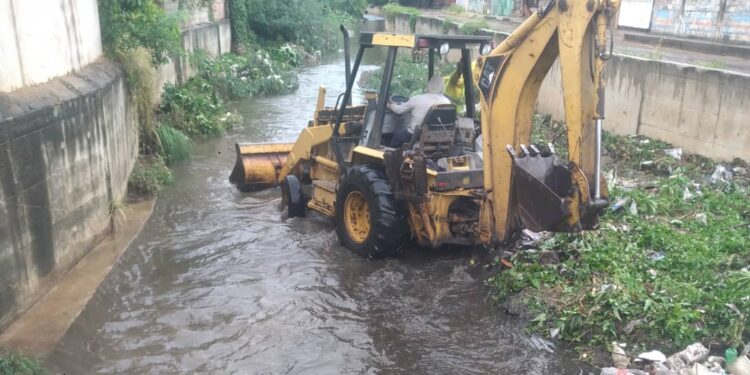 Cañadas de Maracaibo fluyeron sin reporte de emergencia (+DETALLES)