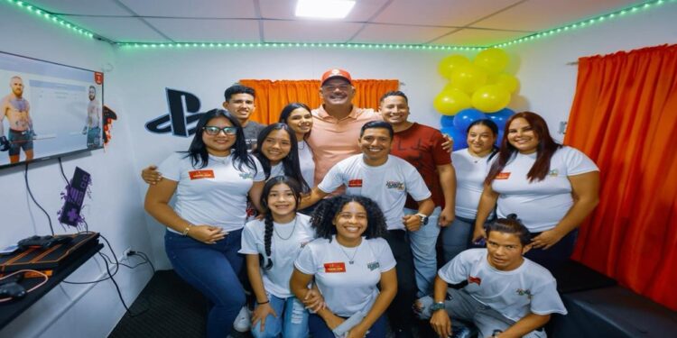 Gobernador en Cabimas: Inaugurada Zona de la Juventud Comunitaria ¡proyecto clave para el municipio!
