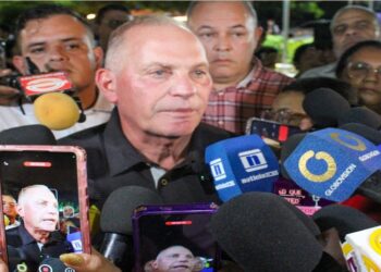 Alcalde Di Martino denunció empresa privada de autos por atentar contra estabilidad del SEN en 3 estados