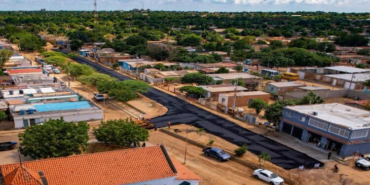 Plan Estadal de Asfaltado inicia obras en Villa Baralt ¡Beneficia más de 23.600 habitantes!