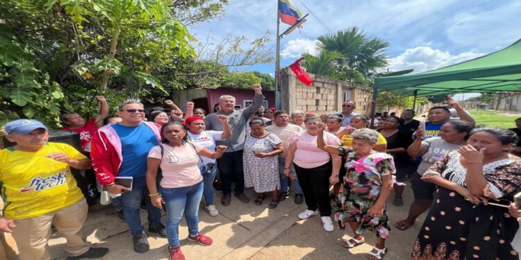 Gobernador Caldera acompaña la conformación de los Comités Bolivarianos de Base Integral