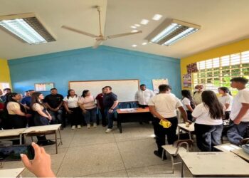 Instituto Municipal de la Juventud realiza consulta para creación de la Orden Estudiante Universitario “Eleazar Hernández”