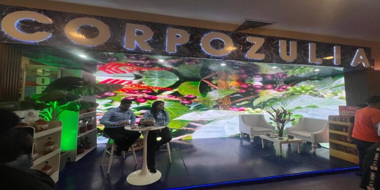 CORPOZULIA expone sus proyectos socioproductivos en ExpoZulia 2025