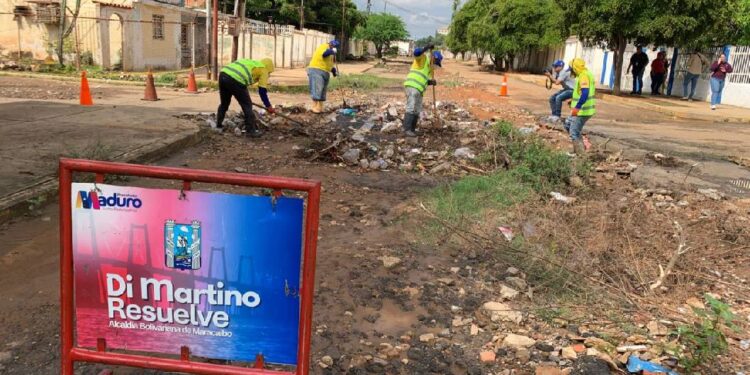 Alcaldía de Maracaibo intensifica mantenimiento de drenajes y alcantarillas