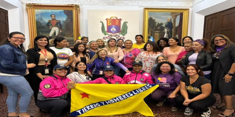 Zulia: Se instala equipo promotor estadal de la Constituyente-capítulo Mujer